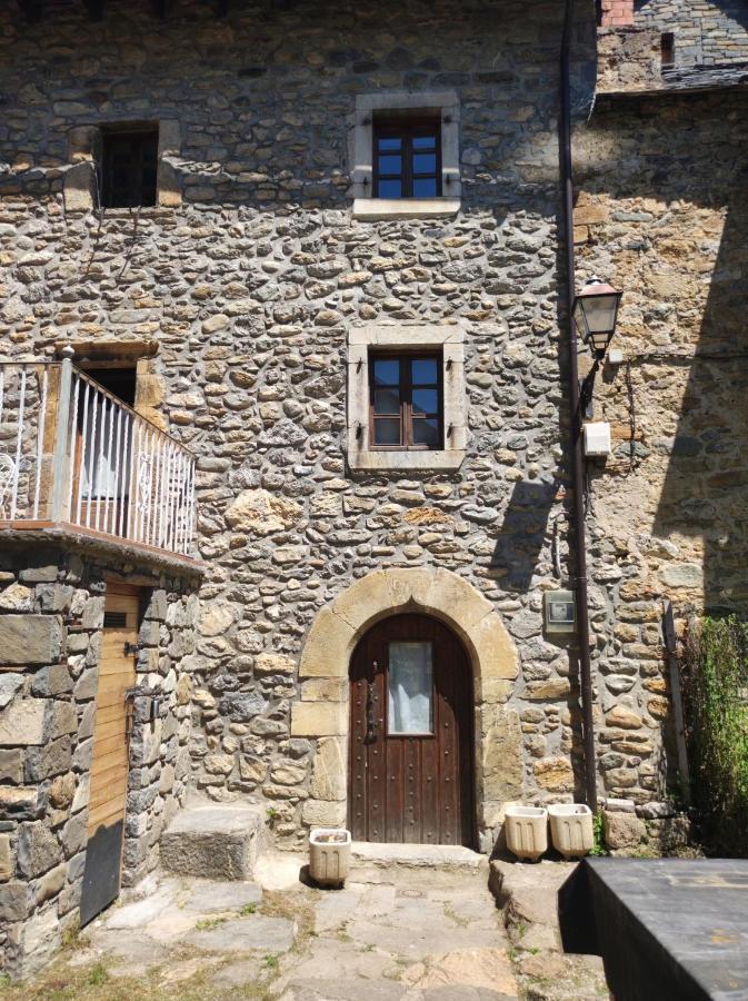 Antigua Casa Chato - Tucasaenlospirineos El Pueyo de Jaca Exteriör bild